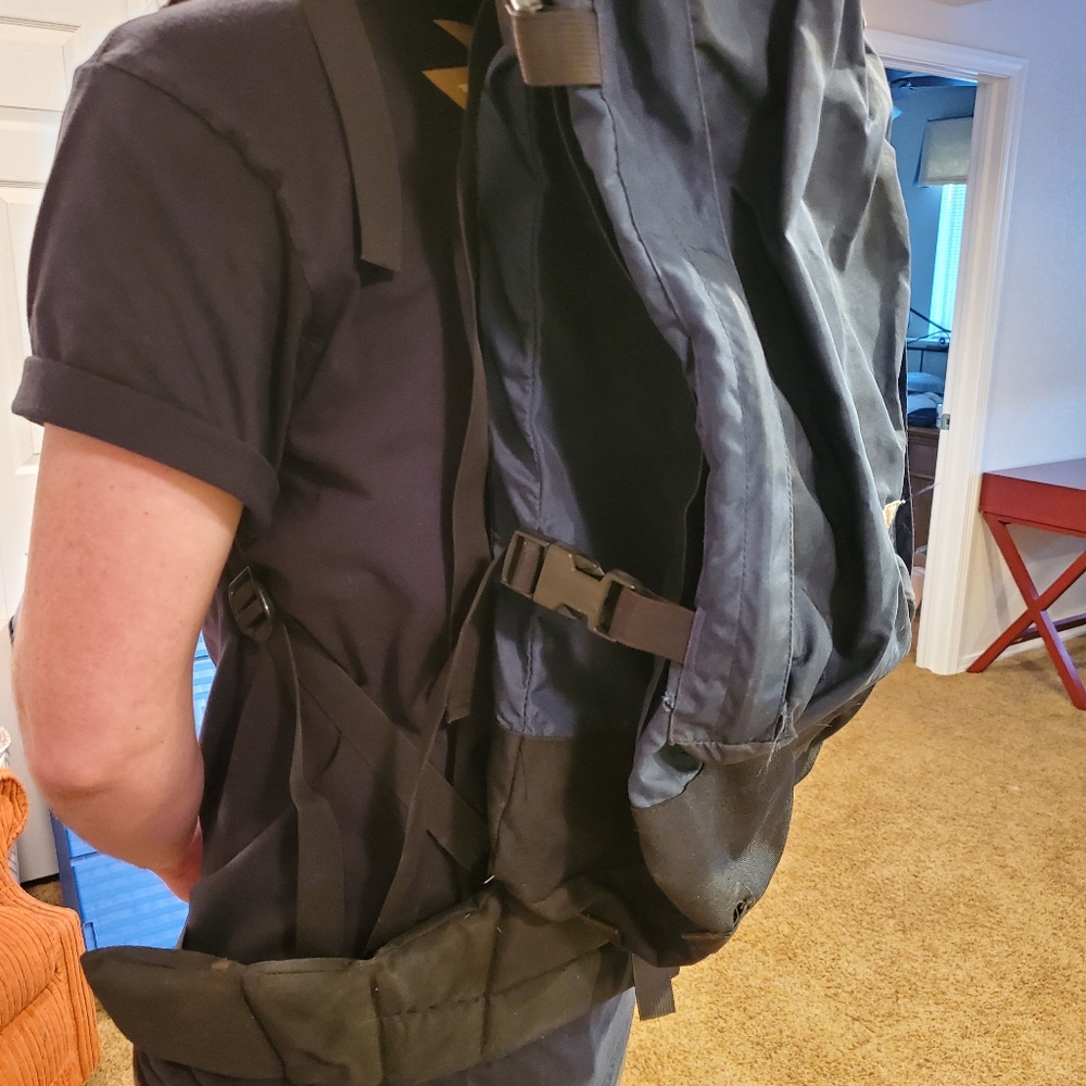 Vintage The North Face Hiking Backpack - Picture 3 of 6